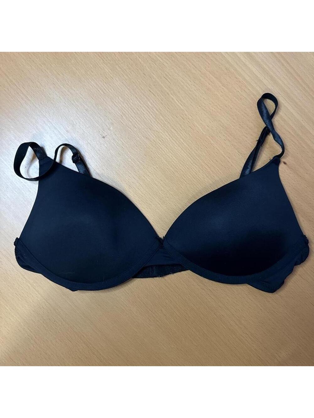No Boundaries Women's Black Bra